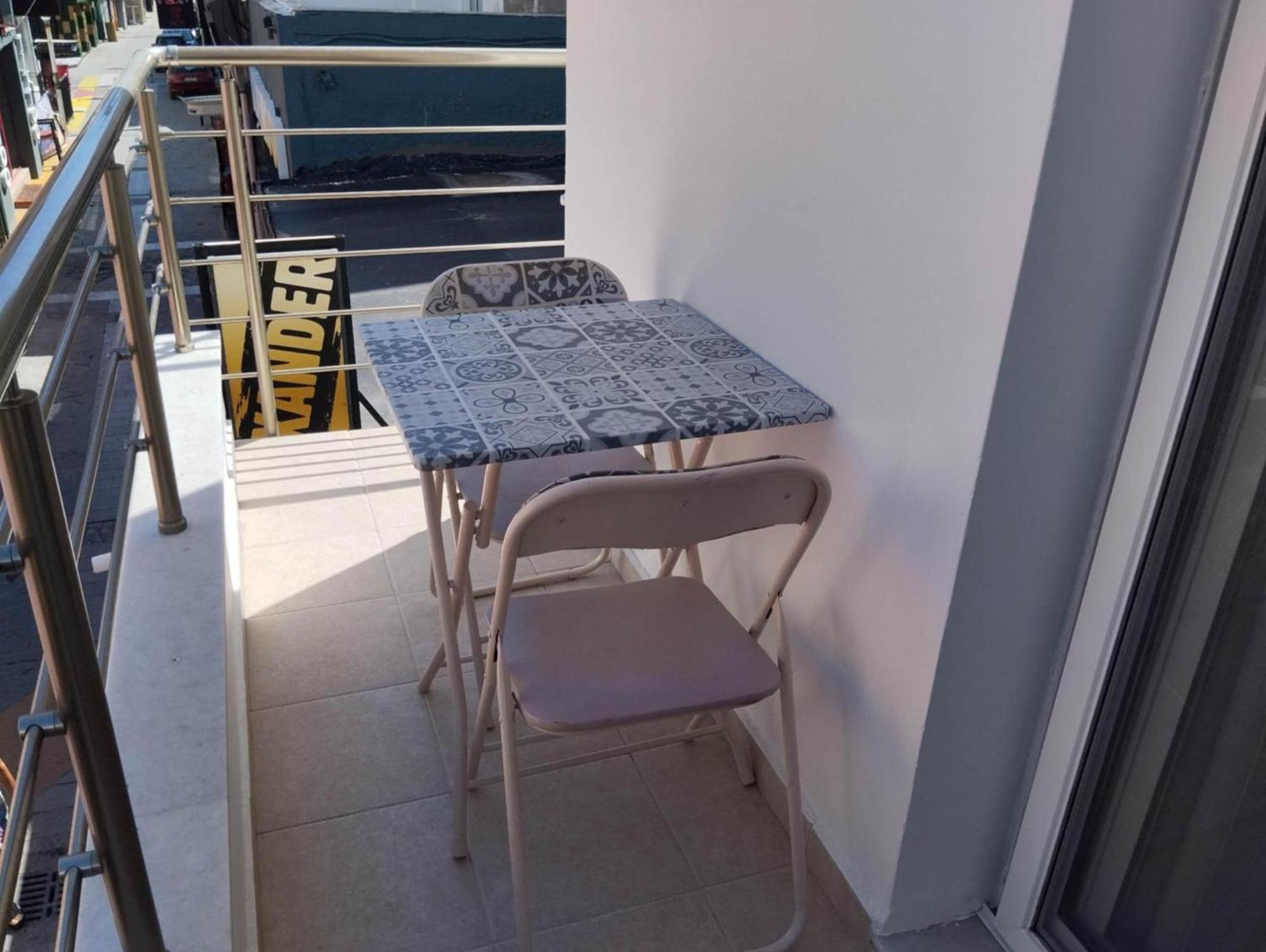Lilian'S Seaview-Party Street-Youth Studios Rhodes City Exteriör bild